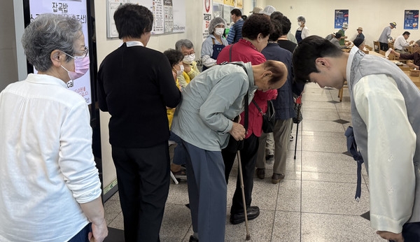 [고양신문 외 1곳] “경기 비발디 나눔사업”으로 돌봄노인 추석명절 지원